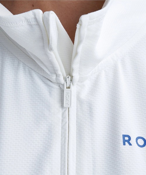 ROXY（ロキシー）の「【ROXY/ロキシー】24SS AURORA STAND/水陸両用ドローコード付き長袖ハイネックジップアップラッシュガード(水着)（ラッシュガード・レディース・ブラック/ピンク/カーキ/ネイビー/ホワイト/オフホワイト・SMALL/MEDIUM/LARGE）」の15枚目の写真