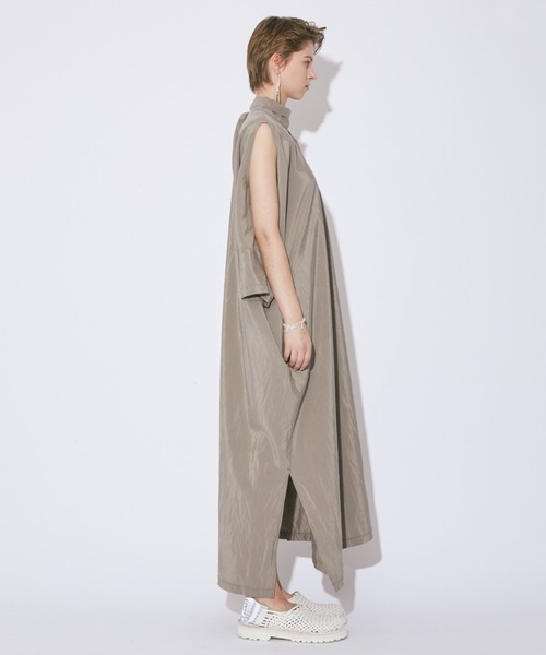 double-neck sand wash silk dress（ワンピース）｜beautiful people