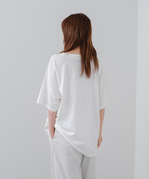 RAY CASSIN(レイカズン)の「ルーズフォトTシャツ(Tシャツ/カットソー・レディース・ブラック/ホワイト/ピンク・FREE)」の12枚目の写真