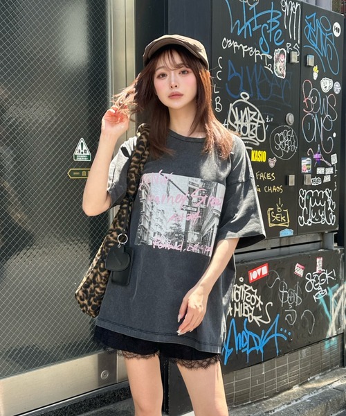 RAY CASSIN(レイカズン)の「ルーズフォトTシャツ(Tシャツ/カットソー・レディース・ブラック/ホワイト/ピンク・FREE)」の18枚目の写真