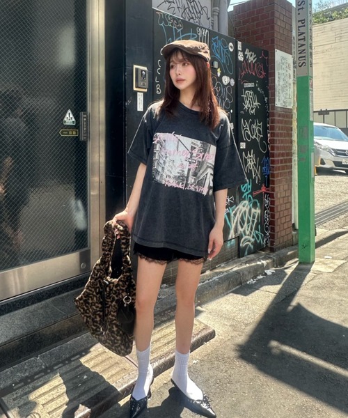 RAY CASSIN(レイカズン)の「ルーズフォトTシャツ(Tシャツ/カットソー・レディース・ブラック/ホワイト/ピンク・FREE)」の19枚目の写真