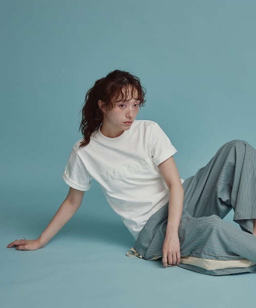 W:Huku(フーク)の「パイル フーク ロゴ シンプル Tシャツ / 半袖 ハーフスリーブ(Tシャツ/カットソー・レディース・オフホワイト/ブラック・FREE)」の22枚目の写真