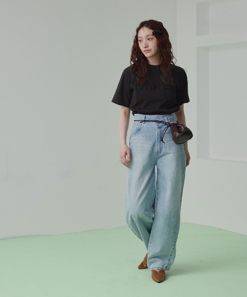 W:Huku(フーク)の「パイル フーク ロゴ シンプル Tシャツ / 半袖 ハーフスリーブ(Tシャツ/カットソー・レディース・オフホワイト/ブラック・FREE)」の4枚目の写真
