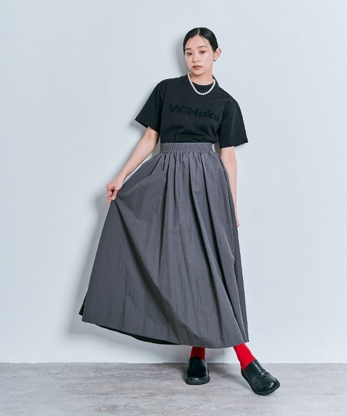 W:Huku(フーク)の「パイル フーク ロゴ シンプル Tシャツ / 半袖 ハーフスリーブ(Tシャツ/カットソー・レディース・オフホワイト/ブラック・FREE)」の8枚目の写真