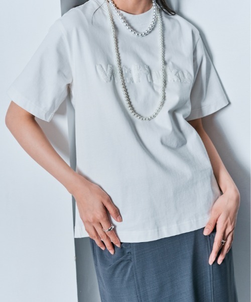 W:Huku(フーク)の「パイル フーク ロゴ シンプル Tシャツ / 半袖 ハーフスリーブ(Tシャツ/カットソー・レディース・オフホワイト/ブラック・FREE)」の9枚目の写真