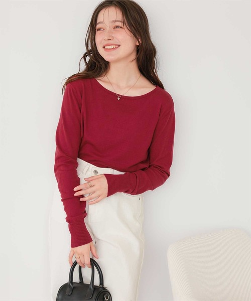 titivate（ティティベイト）の「なめらか手触りカシミヤタッチボートネックニット（ニット/セーター・レディース・ブラック/アイボリー/キャメル/レッド/チャコール/ネイビー/オレンジ・S/M/L）」の20枚目の写真