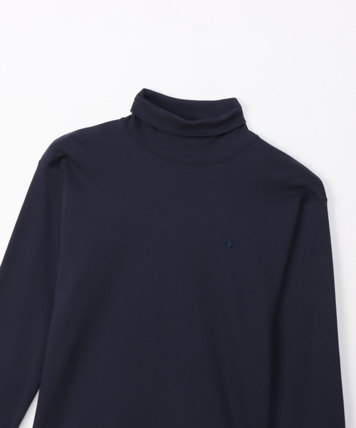 Champion(チャンピオン)の「【Champion/チャンピオン】メンズ ベーシック タートルネックロングスリーブTシャツ(Tシャツ/カットソー・メンズ・オリーブ/ブラック/オフホワイト/ネイビー/チャコール・LARGE/X-LARGE/MEDIUM/SMALL)」の8枚目の写真
