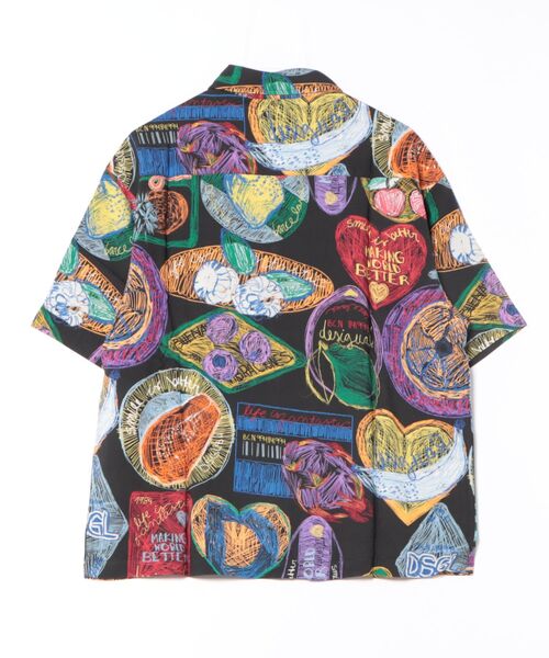 Desigual(デシグアル)の「フルーツ柄の半袖シャツ(シャツ/ブラウス・メンズ・ブラック・L/S/XL/M)」の2枚目の写真