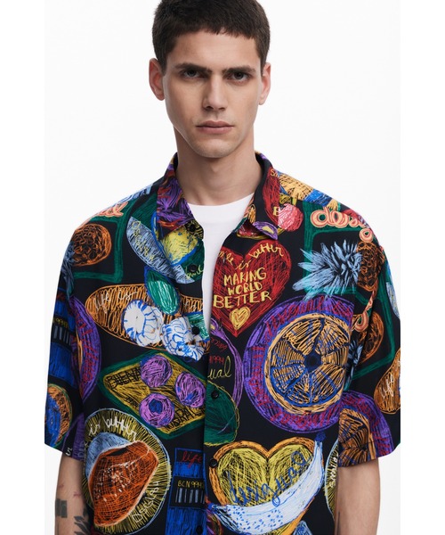 Desigual(デシグアル)の「フルーツ柄の半袖シャツ(シャツ/ブラウス・メンズ・ブラック・L/S/XL/M)」の4枚目の写真