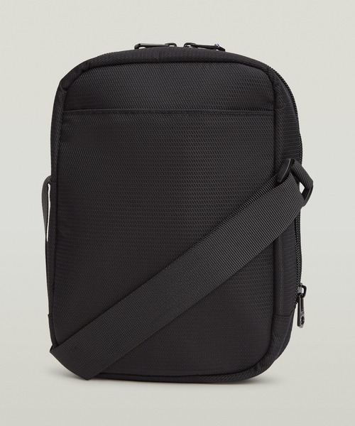 G-STAR（ジースター）の「【UNISEX】Motion Shoulderbag/ブランドロゴミニショルダーバッグ（ショルダーバッグ・メンズ・ブラック・ONE SIZE）」の2枚目の写真