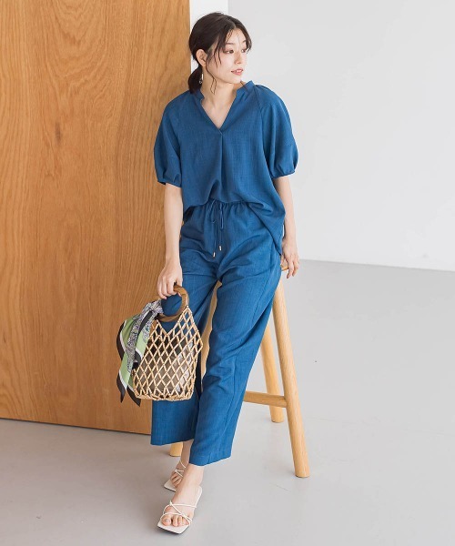 Droite lautreamont（ドロワットロートレアモン）の「タンブラーブッチャーキーネックブラウス≪手洗い可能≫（シャツ/ブラウス・レディース・チャコールグレー/ライトグレー/ブルー・M）」の16枚目の写真