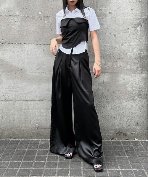 LVEU.（ラブユ.）の「【LVEU.】スリムシルエットシャツ / トップス シャツ ブラウス 半袖 レギュラーカラー スリム タイト コンパクト ブラック ホワイト ブルー（シャツ/ブラウス・レディース・ホワイト/ブラック/ブルー・FREE）」の13枚目の写真