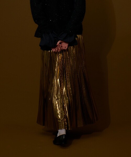 allureville（アルアバイル）の「メタリック切替プリーツスカート（スカート・レディース・シルバー/ゴールド・2）」の8枚目の写真