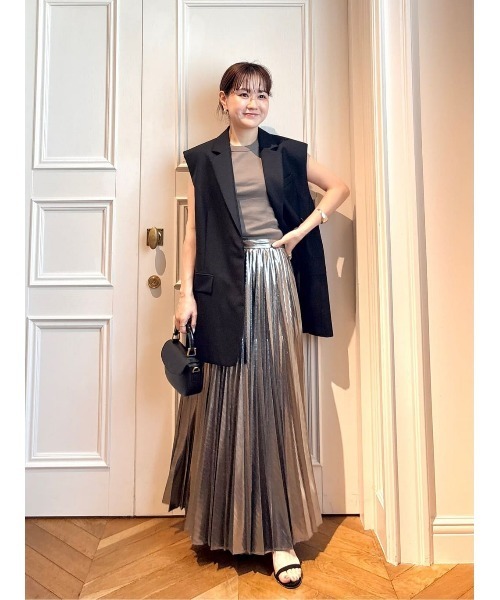 allureville（アルアバイル）の「メタリック切替プリーツスカート（スカート・レディース・シルバー/ゴールド・2）」の4枚目の写真