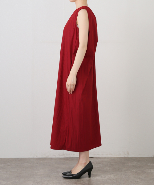 JOURNAL STANDARD（ジャーナルスタンダード）の「バックツイストワンピース（ワンピース・レディース・ベージュ/ブラック/レッド・FREE）」の18枚目の写真