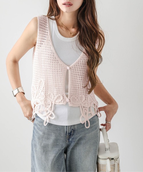 AMELY(エミリー)の「かぎ編みニットビスチェ(その他トップス・レディース・ホワイト/ブラック/ピンク/モカ・フリー)」の21枚目の写真