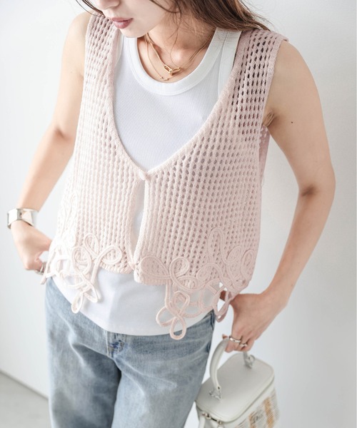 AMELY(エミリー)の「かぎ編みニットビスチェ(その他トップス・レディース・ホワイト/ブラック/ピンク/モカ・フリー)」の19枚目の写真