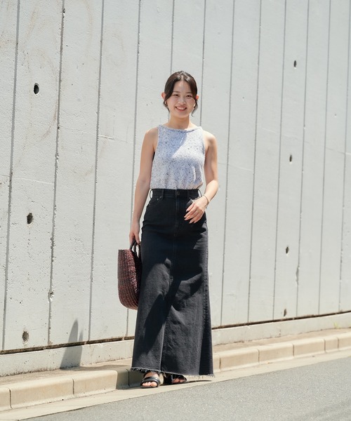 YANUK（ヤヌーク）の「マキシ Aライン スカート（デニムスカート・レディース・ブラック・XS/S/M）」の11枚目の写真