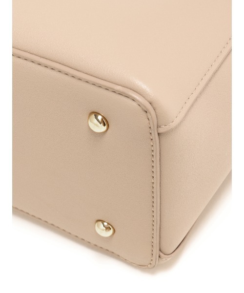 SUIT SQUARE（スーツスクエア）の「2WAYショルダーバッグ フェイクレザー（ショルダーバッグ・レディース・ブラック系/ベージュ系・F）」の14枚目の写真