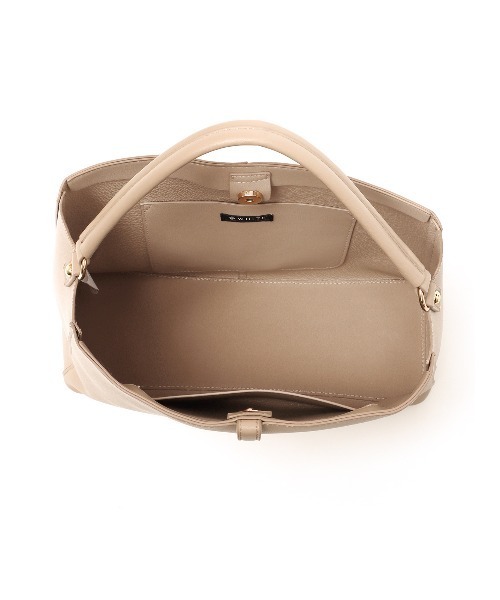 SUIT SQUARE（スーツスクエア）の「2WAYショルダーバッグ フェイクレザー（ショルダーバッグ・レディース・ブラック系/ベージュ系・F）」の16枚目の写真