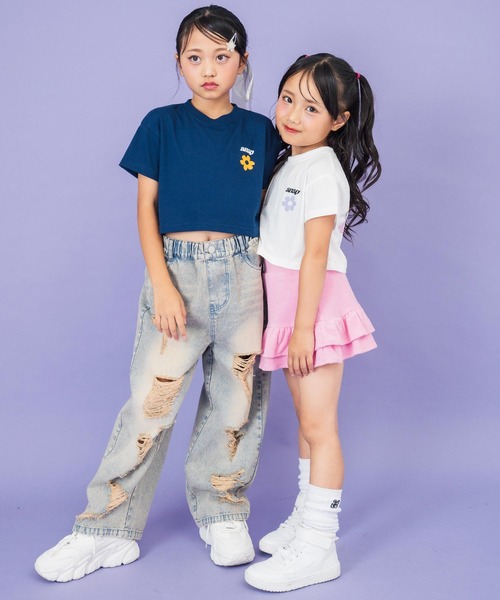 ANAP kids(アナップキッズ)の「フラワーポイント クロップドTシャツ(Tシャツ/カットソー・キッズ・ホワイト/ネイビー・120cm/110cm/130cm)」の3枚目の写真