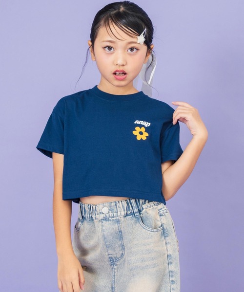 ANAP kids(アナップキッズ)の「フラワーポイント クロップドTシャツ(Tシャツ/カットソー・キッズ・ホワイト/ネイビー・120cm/110cm/130cm)」の14枚目の写真