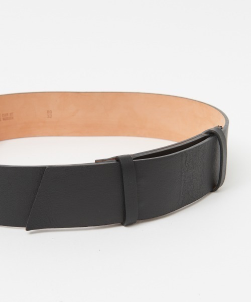 AMBOISE（アンボワーズ）の「AMBOISE カバーベルト（ベルト・レディース・キャメル・フリー）」の4枚目の写真