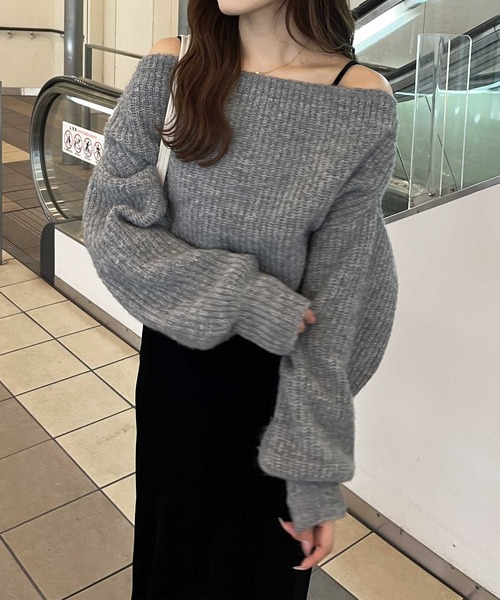 nelliy.（ネルリー）の「オフショルダ―ニット×ベロアキャミワンピースSET (セットアイテム)（アンサンブル・レディース・グレー・FREE）」の15枚目の写真
