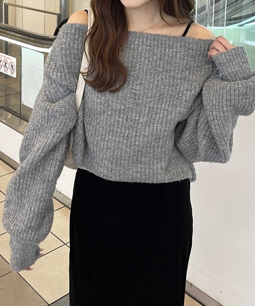 nelliy.（ネルリー）の「オフショルダ―ニット×ベロアキャミワンピースSET (セットアイテム)（アンサンブル・レディース・グレー・FREE）」の16枚目の写真