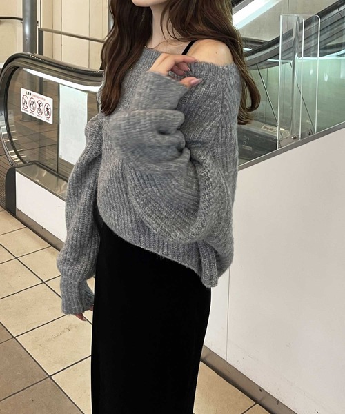 nelliy.（ネルリー）の「オフショルダ―ニット×ベロアキャミワンピースSET (セットアイテム)（アンサンブル・レディース・グレー・FREE）」の17枚目の写真