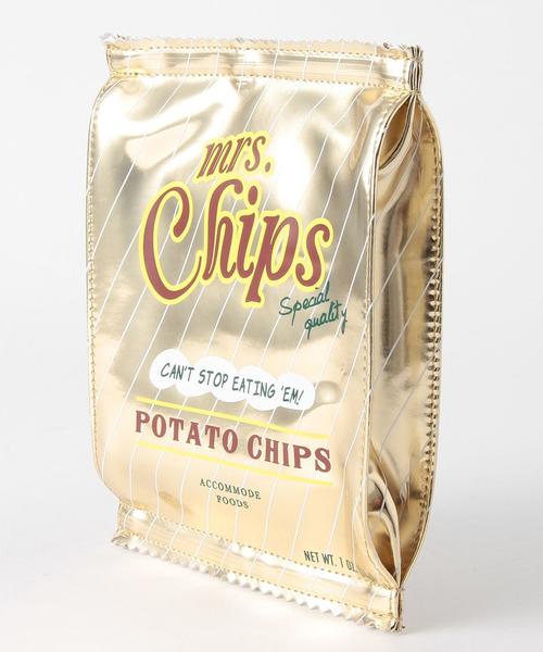 ACCOMMODE(アコモデ)の「Accommodeチップスポーチ/Accommode CHPS PCH(ポーチ・レディース・ゴールド/シルバー/レッド・フリー)」の4枚目の写真