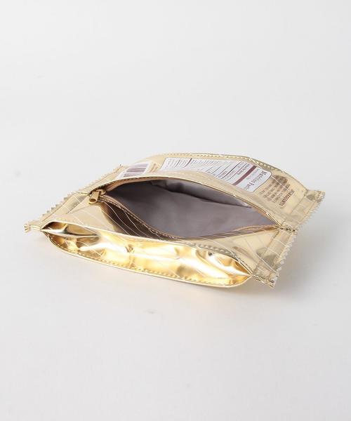 ACCOMMODE(アコモデ)の「Accommodeチップスポーチ/Accommode CHPS PCH(ポーチ・レディース・ゴールド/シルバー/レッド・フリー)」の11枚目の写真