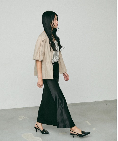 NUJOH(ヌゾ)の「Satin Long Skirt / サテン ロングスカート(スカート・レディース・ベージュ/ブラック/アイボリー・LARGE/MEDIUM)」の18枚目の写真