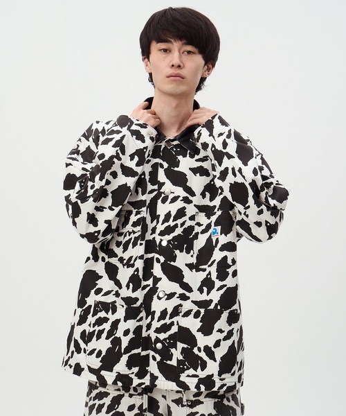 DISCOVERED（ディスカバード）の「COW PRINT COVERALL（ブルゾン・メンズ・ブラウン/ブラック・3/1）」の2枚目の写真