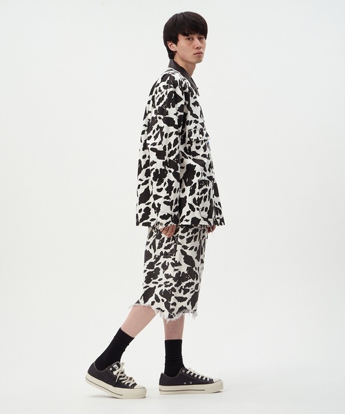 DISCOVERED（ディスカバード）の「COW PRINT COVERALL（ブルゾン・メンズ・ブラウン/ブラック・3/1）」の7枚目の写真