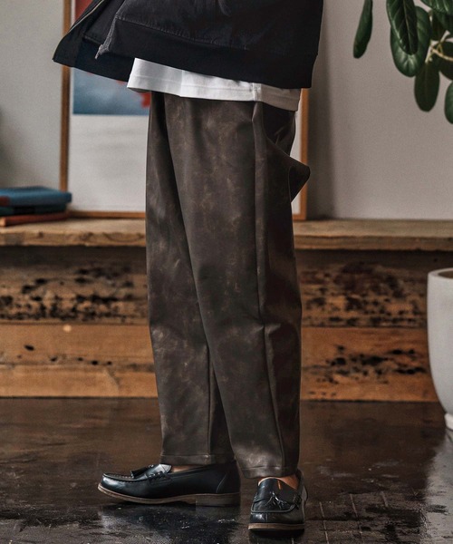 CAMBIO(カンビオ)の「mp13960- Tie dyed Synthetic Leather Balloon Pants レザーバルーンパンツ(CAM25AW-009)(その他パンツ・メンズ・ブラック/ダークブラウン・L/M/S)」の13枚目の写真