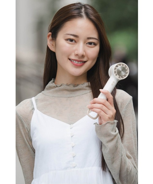 Cinderella(シンデレラ)の「ハンディファン 冷却プレート 卓上扇風機 携帯扇風機 扇風機 小型扇風機 大容量バッテリー 瞬間冷却 10℃ 静音 カラビナ 夏 充電式 かんたん 便利 快適 卓上 腰掛け type-c 急速充電 コンパクト 持ち運び 手持ち ハンズフリー おしゃれ 軽量 パステルカラー かわいい(生活家電・レディース・ミント/ラベンダー/ピンク/アイボリー/ライトブルー/モカ・FREE)」の13枚目の写真