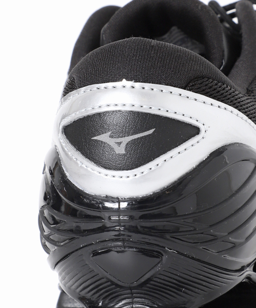 MIZUNO/ミズノ WAVE PROPHECY LS 別注 'MONOTONE CINEMA'（スニーカー