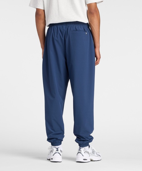 新品未使用タグ無　New Balance ジョガーパンツトレーニングパンツM New Balance スウェットパンツ ジャージ ウーブントラックス