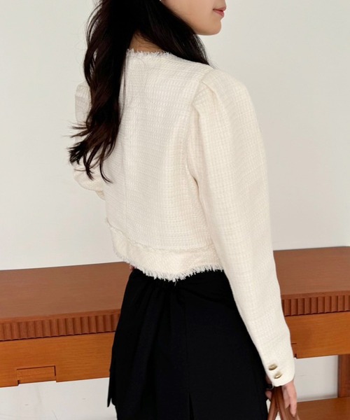 one after another NICE CLAUP(ワンアフターアナザーナイスクラップ)の「WEB限定/ツイードジャケット(ノーカラージャケット・レディース・ブラック/ホワイト×ブラック/アイボリー/ネイビー・FREE)」の16枚目の写真