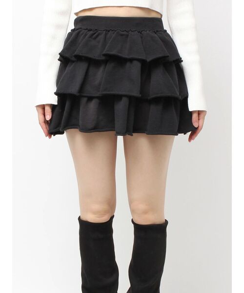 EMODA（エモダ）の「スウェットティアードミニスカート（スカート・レディース・グレー/ブラック/ライトグレー・FREE）」の2枚目の写真