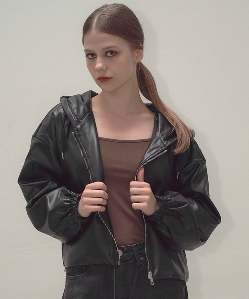 Mirette（ミレット）の「合成皮革ショートフーディブルゾン / Short Hoodie Blouson（ブルゾン・レディース・ブラック・FREE）」の4枚目の写真