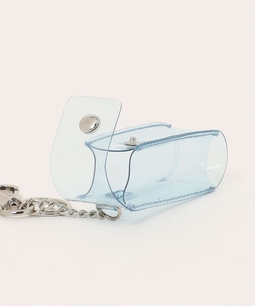 ACCOMMODE（アコモデ）の「【ひつじのショーン】羊文学リップケース（ポーチ・レディース・ホワイト/ブルー・FREE）」の4枚目の写真