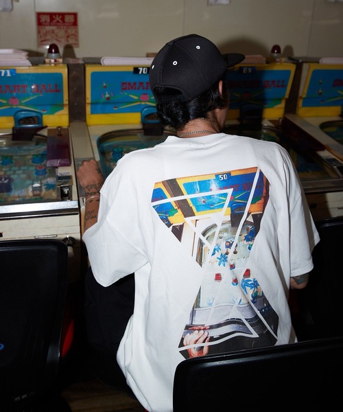 NOSTALVIA(ノスタルヴィア)の「NOSTALVIA ノスタルヴィア Smart Ball New Star / スマートボール ニュースター Tシャツ(Tシャツ/カットソー・メンズ・ブラック/ホワイト・X-LARGE/XX-LARGE/SMALL/MEDIUM/LARGE)」の3枚目の写真