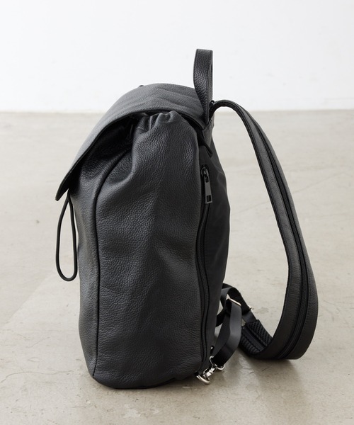 PAPILLONNER(パピヨネ)の「2WAYレザーコンビリュック(バックパック/リュック・レディース・ブラック系その他/ブラック・FREE)」の4枚目の写真