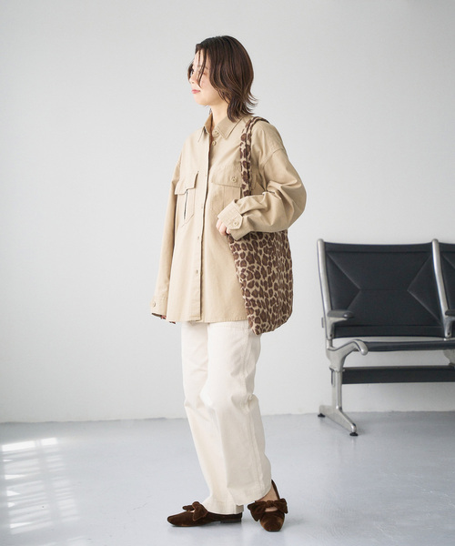 LE TALON（ルタロン）の「《追加3》スクエアベルベットリボンフラット（その他シューズ・レディース・ブラック×ブラック/モスグリーン/ブラウン系その他・24.5cm/24cm/25.5cm/25cm/22cm/23cm/22.5cm/23.5cm）」の13枚目の写真