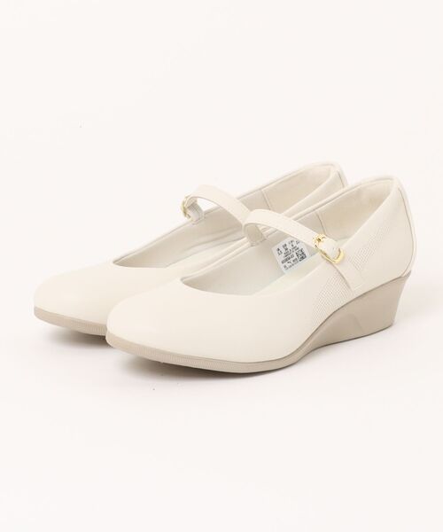 PUMA(プーマ)の「PUMA プーマ W YONGI WEDGE 2 ヨンギ ウェッジ 2 403858 ABC-MART限定 *03WARM WH(パンプス・レディース・ホワイト・24.5cm/23.5cm/22.5cm/25.5cm/25.0cm/24.0cm/23.0cm)」の1枚目の写真