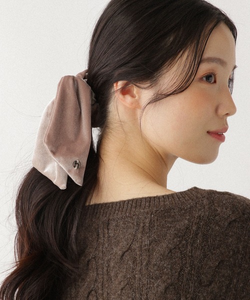 Heather（ヘザー）の「リボンベロアシュシュ　592725（シュシュ・レディース・ブラウン/ピンク/ブラック・FREE）」の8枚目の写真