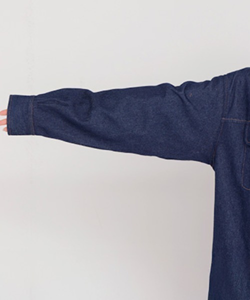 HUG.U（ハグユー）の「アウター感覚 デニムシャツワンピース（シャツワンピース・レディース・ブラック/ワンウォッシュ・FREE）」の18枚目の写真