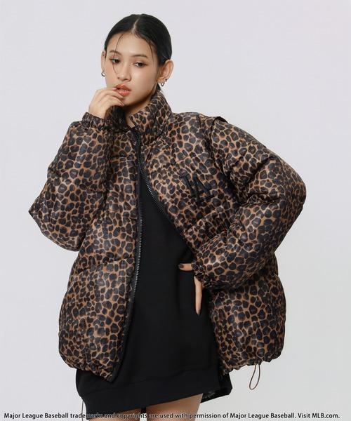BACK TO THE FIELD（バック トゥー ザ フィールド）の「【MLB】2wayパファージャケット（その他アウター・レディース・ブラック/カモフラージュ/ホワイト/レオパード・FREE）」の4枚目の写真